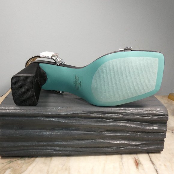 NiB SEXY SPARKLING Betsey Johnson Women's Scott Heeled Sandal Black 9 - Picture 14 of 14